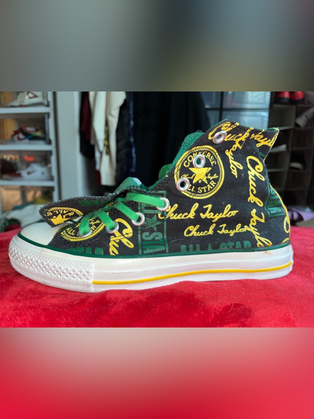 Converse Chuck Taylor All Stars  #7B040601  Allover Green/Yellow Converse Logos - Picture 9 of 9